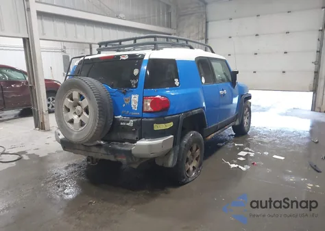 2007 Toyota Fj Cruiser z USA, uszkodzony, nr VIN JTEBU11F070043359